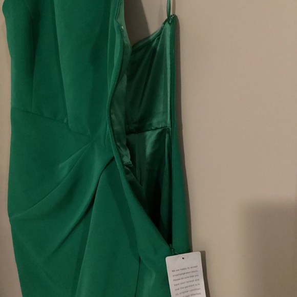 Jewel Badgley Mischka Draped Halter Neck Asymmetric Cocktail Dress, size 8 - Picture 13 of 16